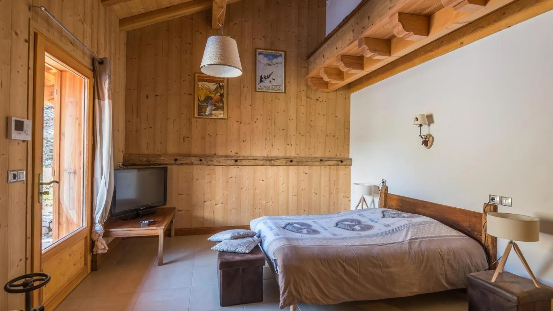 Chalet Chantemerle 1741-Chambres D'Hotes